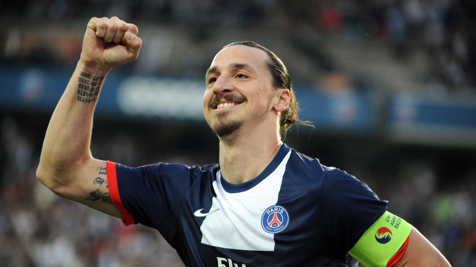 世界杯：电竞解说跨界为足球比赛配音 年轻观众调侃“有内味了”